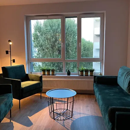 Apartman Slaska 12 *
